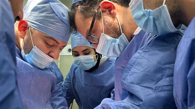 نجاح جراحة لاستئصال أورام سيدة بالمجمع الطبي في الإسماعيلية (صور) 