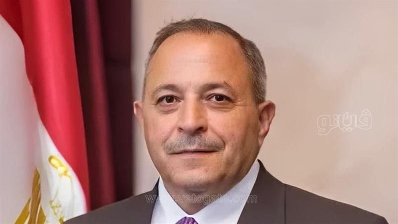 محافظ بورسعيد اللواء