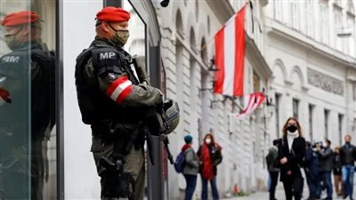 10 قتلى حتى الآن،  طالب سابق وراء هجوم مسلح بالنمسا وانتحر داخل حمام مبنى المدرسة