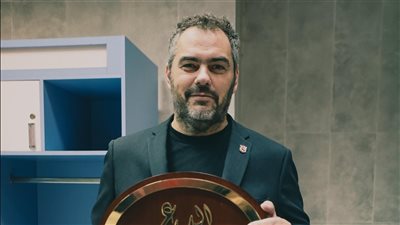 كرة السلة، محاولات في الأهلي لإقناع أوجستي بوش بالبقاء