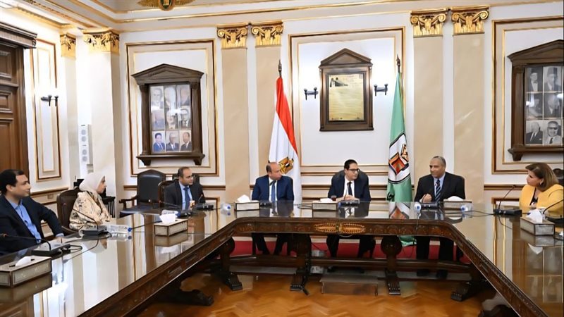 رئيس جامعة القاهرة