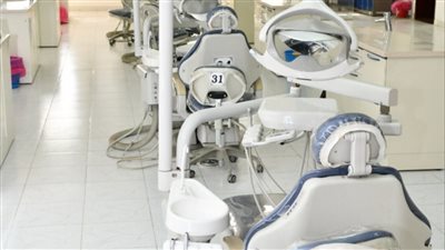 بدء التشغيل التجريبي الكامل لمستشفى طب الأسنان بجامعة قناة السويس (صور)