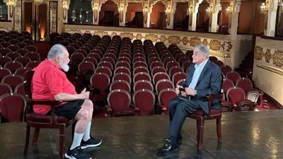 يحيى الفخراني: المسرح القومي رصد ميزانية مفتوحة لـ 