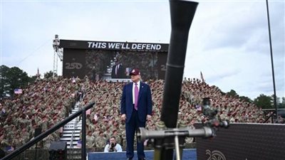 ترامب: لوس أنجلوس تتعرض لاجتياح من قبل 