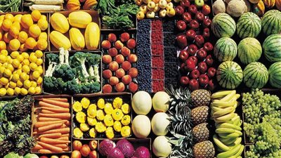 سعر الفاكهة اليوم، انخفاض ملحوظ في 5 أصناف منهم العنب والبرقوق