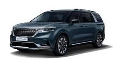 أسعار ومواصفات سيارات كيا كارنفال وسورينتو الهجين 2025 في مصر