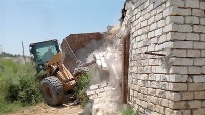 إزالة 14 حالة تعدٍّ بالتل الكبير في الإسماعيلية (صور) 