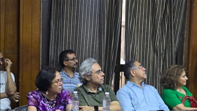 أصوات نسائية من غزة تنقل صدى الحصار إلى القاهرة في صالون 