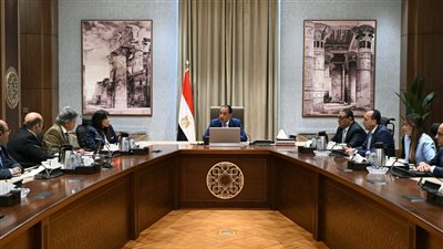 رئيس الوزراء يستعرض التوصيات والمقترحات المطروحة خلال البرنامج التلفزيوني 