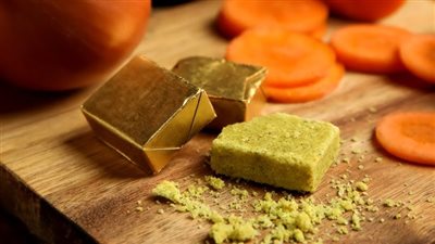 أضرار مكعبات مرقة الدجاج، تسبب السمنة والضغط وأمراض السرطان 