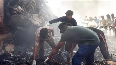 الشرطة الهندية تعلن العثور على ناجيين اثنين من الطائرة المنكوبة 