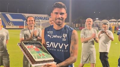 لاعبو الهلال السعودي يحتفلون مع نيفيز بتتويج البرتغال بدوري الأمم الأوروبية (فيديو)