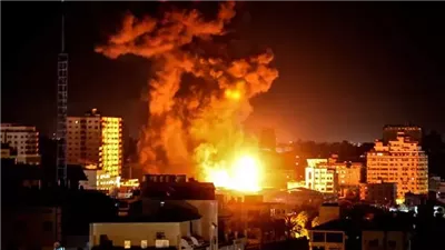 اللقطات الأولى للهجوم الإسرائيلي على إيران (فيديو)