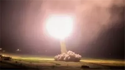 التلفزيون الإيراني: انفجارات قوية تهز مدينة نطنز وتصاعد أعمدة الدخان من موقع نطنز النووي