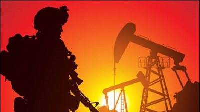 النفط في عين العاصفة، كيف يؤثر التصعيد العسكري على مستقبل الطاقة العالمية؟