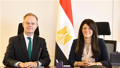  المشاط تبحث مع سفير المملكة المتحدة في مصر دفع العلاقات الاقتصادية والاستثمارية