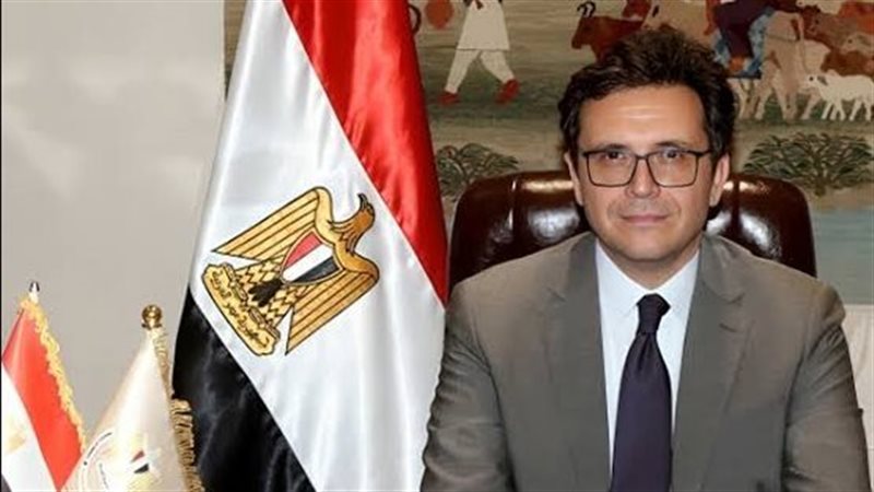 الدكتور أحمد هنو،