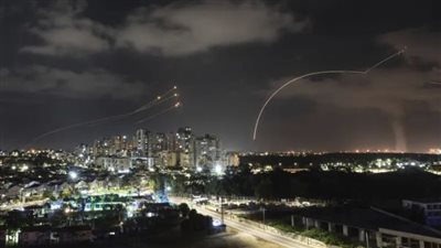 إطلاق موجة جديدة من الصواريخ الإيرانية تجاه إسرائيل