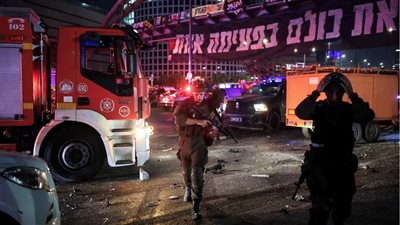 إعلام عبري: حدث خطر في تل أبيب جراء القصف الإيراني 