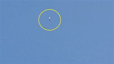 إيران تأسر قائدة طائرة إسرائيلية قفزت بالمظلة بعد استهدافها (فيديو)