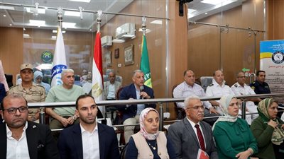 محافظ الإسماعيلية يتابع خطة تأمين امتحانات الثانوية العامة (صور)