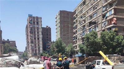 بدون تنسيق مع تاون جاس، معدات ثقيلة تتسبب في كسر خط غاز رئيسي بالبساتين