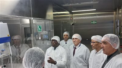 قيادات الزراعة تتفقد توسعات جديدة في مصانع اللقاحات والأمصال البيطرية بالصالحية الجديدة