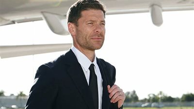 بعثة ريال مدريد تصل أمريكا استعدادا للمشاركة بكأس العالم للأندية (فيديو)