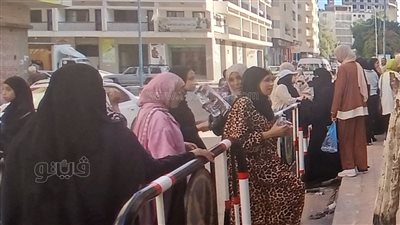  طلاب الثانوية العامة بمطروح يبدأون امتحان التربية الدينية (صور) 