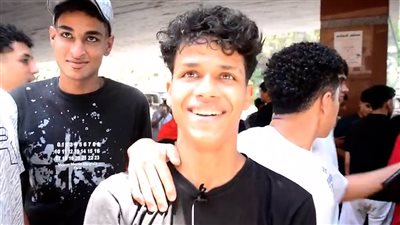 رغم الامتحانات، طالب بالثانوية العامة: 