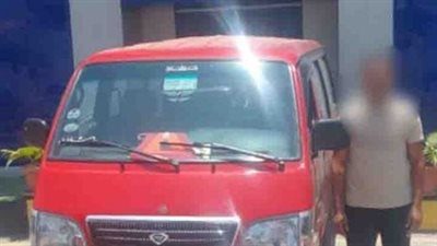 ضبط قائد ميكروباص سار عكس الاتجاه معرضًا حياة المواطنين للخطر بالشرقية