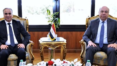 حماية المستهلك والطيران المدني يبحثان تعزيز التعاون لتطوير المنظومة الخدمية داخل المطارات