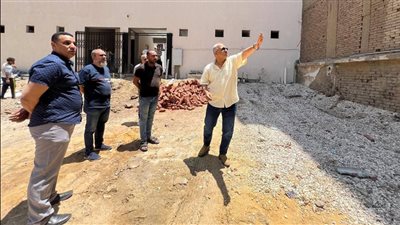 الصبروط يتفقد استعدادات افتتاح حمام السباحة بنزل الجيزة الدولي
