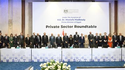 رئيس الوزراء: نعمل لتوفير بيئة داعمة للقطاع الخاص