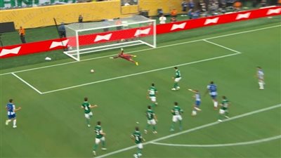 مجموعة الأهلي، تعادل سلبي بين بورتو وبالميراس بالشوط الأول