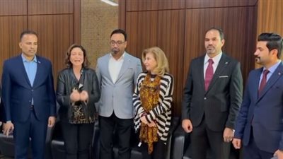 بعد فتح المجال الجوي العراقي، إلهام شاهين وهالة سرحان تعودان لمصر 