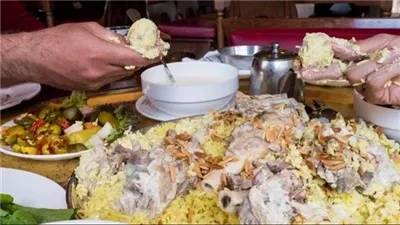 ماذا تعني وليمة النقيعة للحاج، وما حكم إجابة الدعوة لها؟