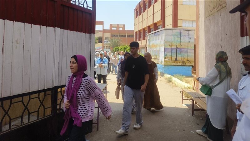 خروج طلاب الثانوية