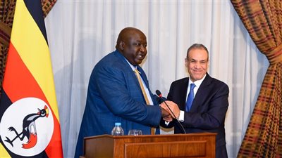 وزير الخارجية يبحث مع نظيره الأوغندي ملفات التعاون الاقتصادى والاستثمارى المشترك