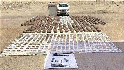  أخبار الحوادث اليوم، مقتل تاجرى مخدرات خلال مطاردة بأحد الدروب الصحراوية، القبض على طبيب مزيف بتهمة تزوير الشهادات الدراسية، مقتل شاب على يد جاره في دار السلام