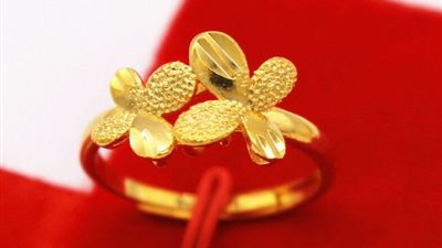 10 جنيهات ارتفاعا في سعر جرام الذهب بالصاغة خلال تعاملات اليوم الأربعاء 