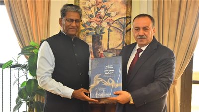 محافظ أسيوط يستقبل سفير الهند بمصر لبحث أوجه التعاون (صور) 