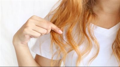 وصفة طبيعية لعلاج تكسر الشعر وإعادة جماله 