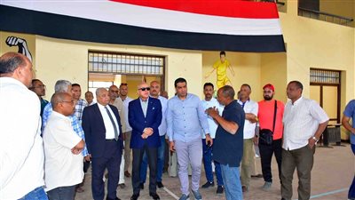 محافظ الأقصر يوجه بصيانة صالة الألعاب المغطاة بإسنا (صور)