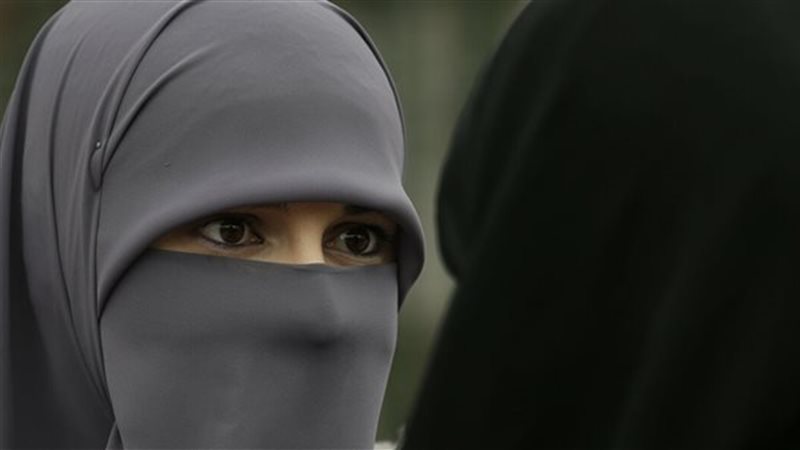 النقاب