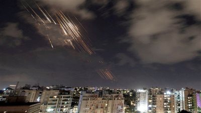 لقطات تظهر فشل منظومة الدفاع الإسرائيلية بالتصدي لصاروخ إيراني (فيديو)