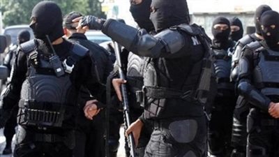  اشتباك بين الأمن الإيراني وخلية يشتبه بصلتها بالموساد كانت تخطط لعملية إرهابية بطهران