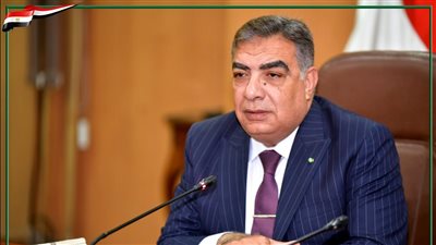 بعد تكرار الحوادث بدائري المنصورة، محافظ الدقهلية: 40 كيلو مترا سرعة النقل الثقيل والمقطورات