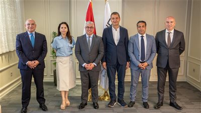 باستثمارات 18 مليون دولار، اقتصادية قناة السويس توقع عقد إنشاء مصنع للغزل والخيوط 