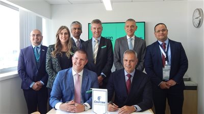 مصر للطيران توسع شراكتها الإستراتيجية مع Acron Aviation لدعم أسطولها من طراز بوينج